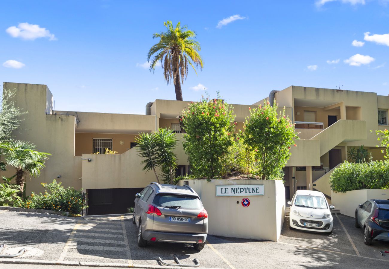 Apartment in Menton - 145 - Les Terrases de la Mer
