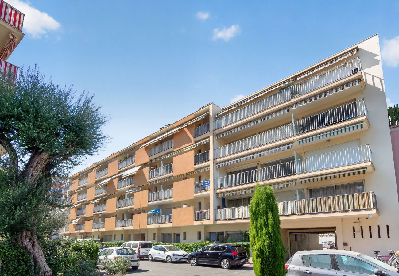 Apartment in Roquebrune-Cap-Martin - 88 - Jardin au bord du mer 2