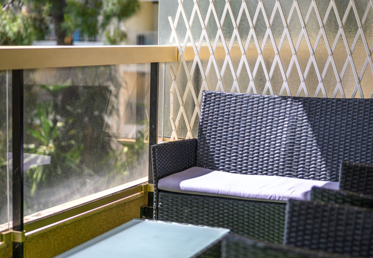 Appartement à Menton - 54-Port Garavan Calme, Piscine, Rénové, Parking