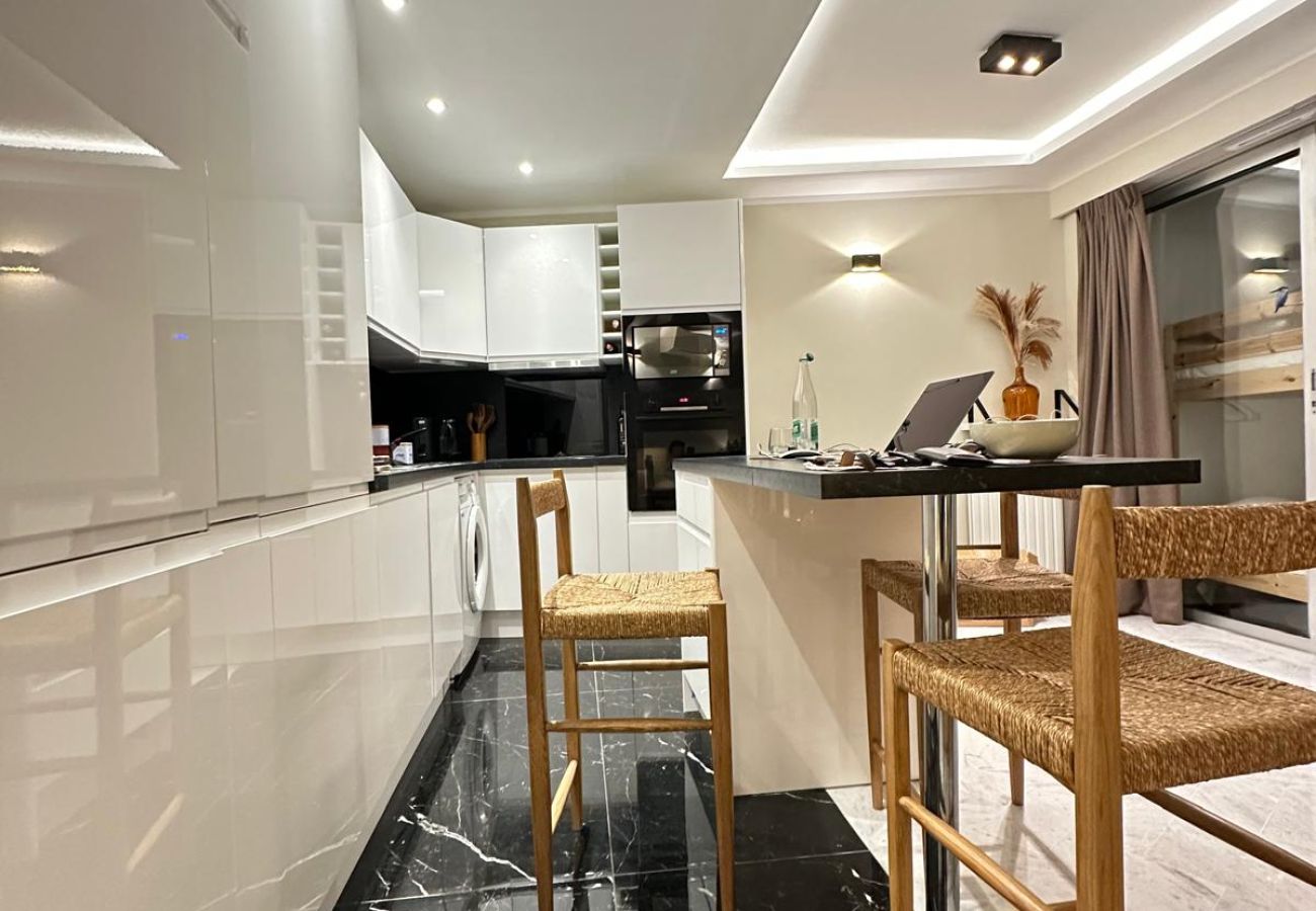 Appartement à Menton - 64-"Vue Mer Unique" Appartement Luxueux,