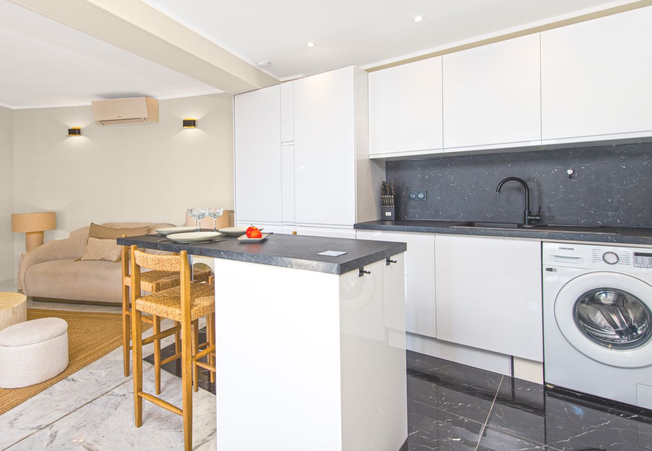 Appartement à Menton - 64-"Vue Mer Unique" Appartement Luxueux,