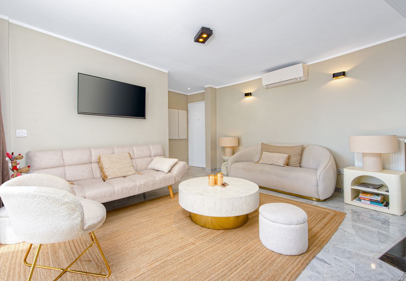 Appartement à Menton - 64-"Vue Mer Unique" Appartement Luxueux,