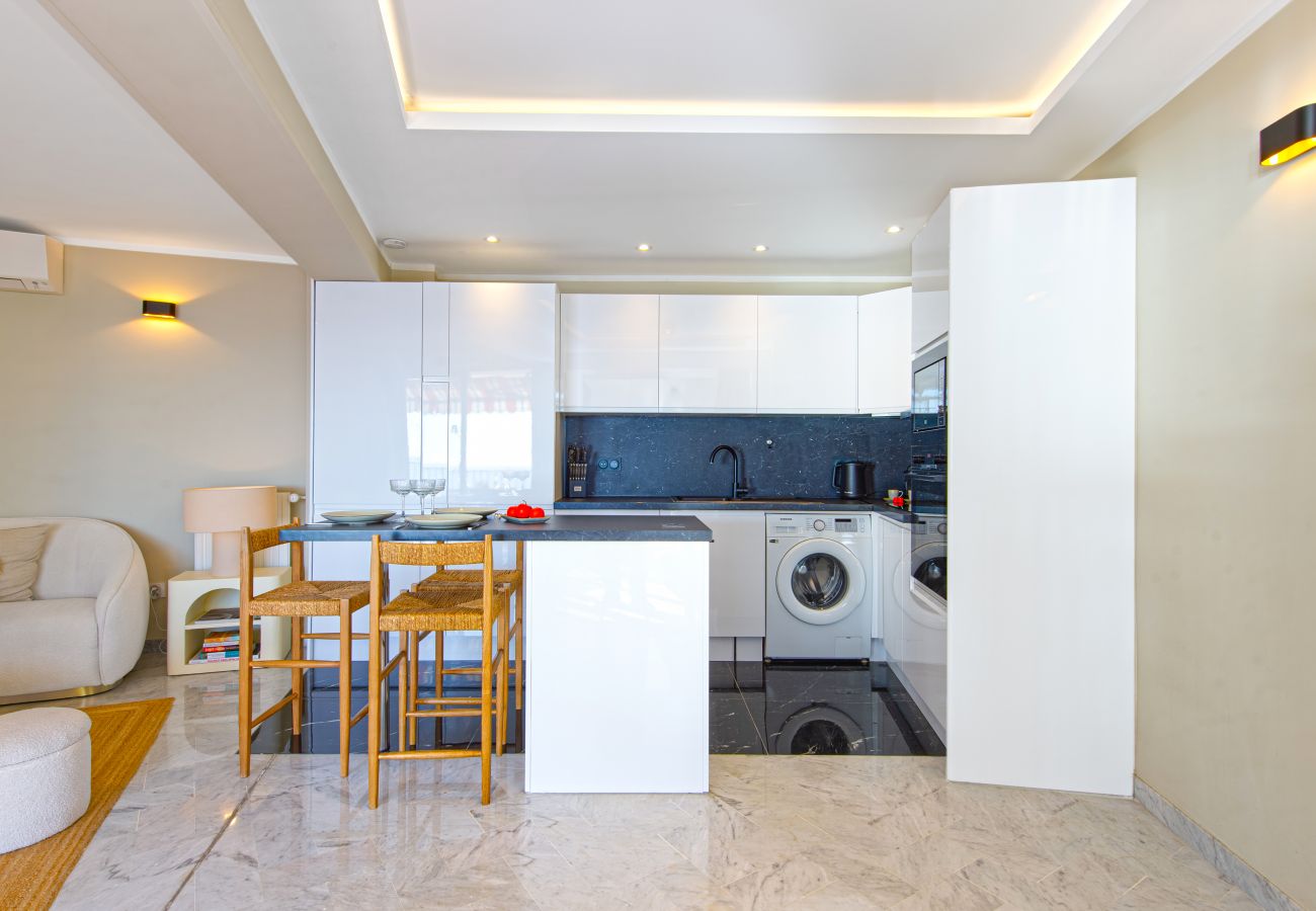 Appartement à Menton - 64-"Vue Mer Unique" Appartement Luxueux,