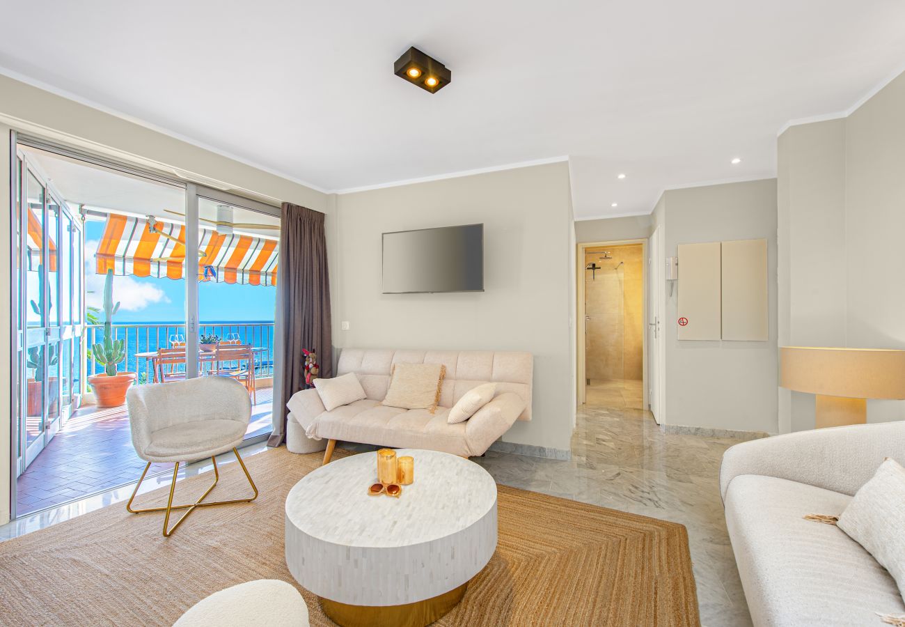 Appartement à Menton - 64-"Vue Mer Unique" Appartement Luxueux,