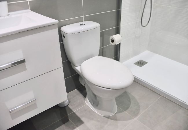 Studio à Roquebrune-Cap-Martin - 17-"Liguria" Deux Pas de la Mer, calme Studio à Roquebrune-Cap-Martin - 17-"Liguria" Deux Pas de la Mer, calme