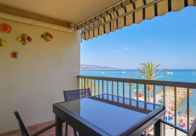 Appartement à Roquebrune-Cap-Martin - 50- "Splendide vue" Front de Mer, Terras Appartement à Roquebrune-Cap-Martin - 50- "Splendide vue" Front de Mer, Terras