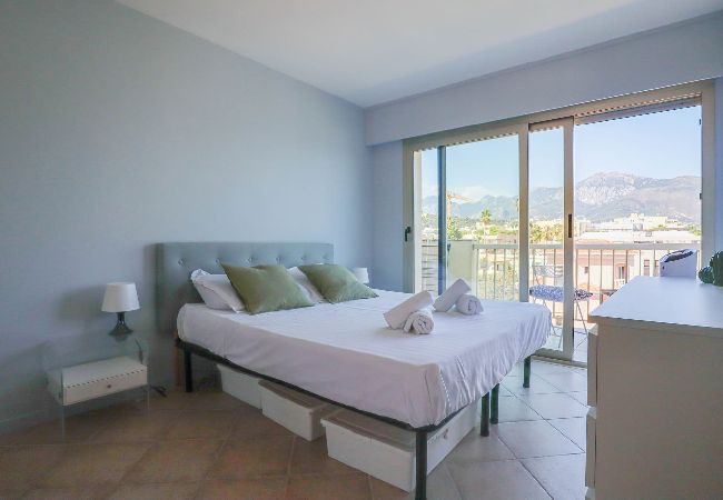 Appartement à Roquebrune-Cap-Martin - 50- "Splendide vue" Front de Mer, Terras Appartement à Roquebrune-Cap-Martin - 50- "Splendide vue" Front de Mer, Terras