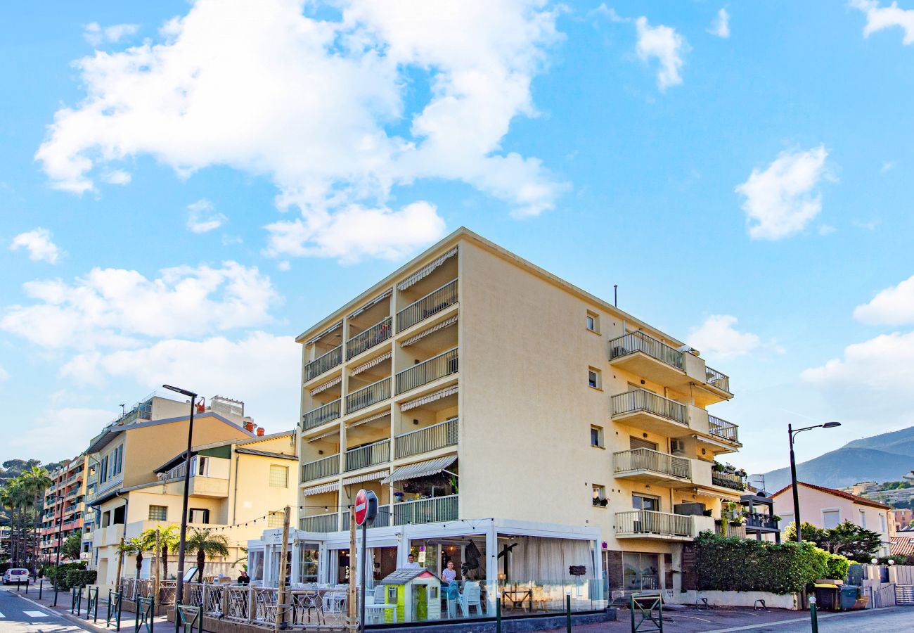 Appartement à Roquebrune-Cap-Martin - 50- "Splendide vue" Front de Mer, Terras