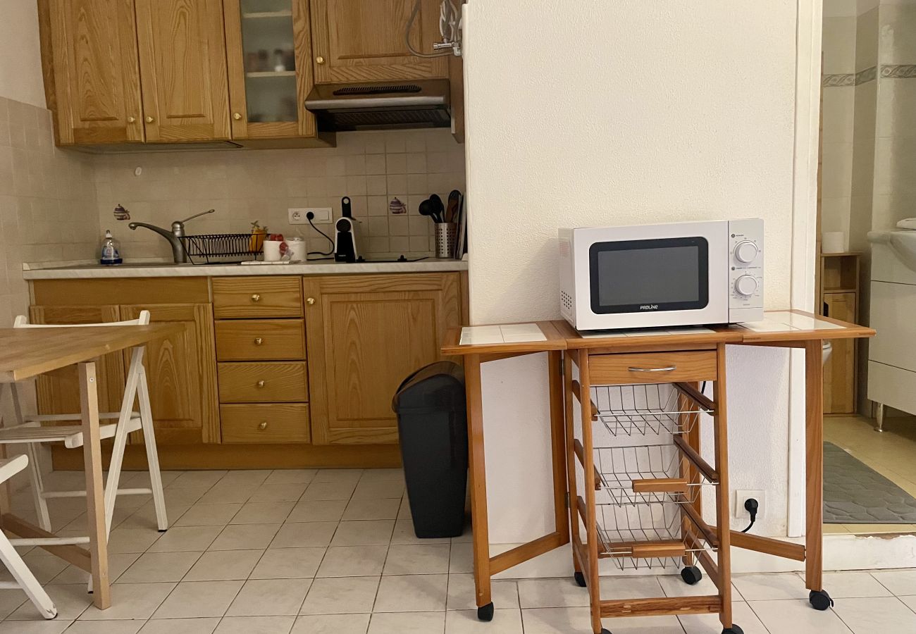 Studio à Menton - 5- 68 rue longue (vieille ville)
