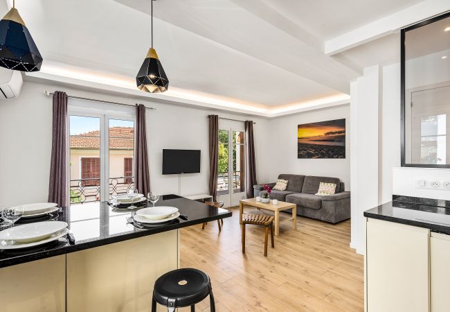 Appartement à Roquebrune-Cap-Martin - 31-"Les Orchidées" Cosy et rénové, Proch Appartement à Roquebrune-Cap-Martin - 31-"Les Orchidées" Cosy et rénové, Proch