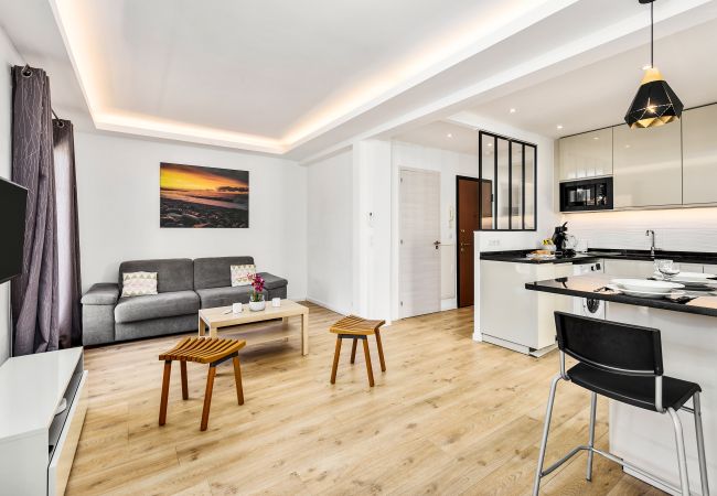 Appartement à Roquebrune-Cap-Martin - 31-"Les Orchidées" Cosy et rénové, Proch Appartement à Roquebrune-Cap-Martin - 31-"Les Orchidées" Cosy et rénové, Proch