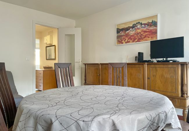 Appartement à Roquebrune-Cap-Martin - 81-Résidence de la plage, proche mer Appartement à Roquebrune-Cap-Martin - 81-Résidence de la plage, proche mer