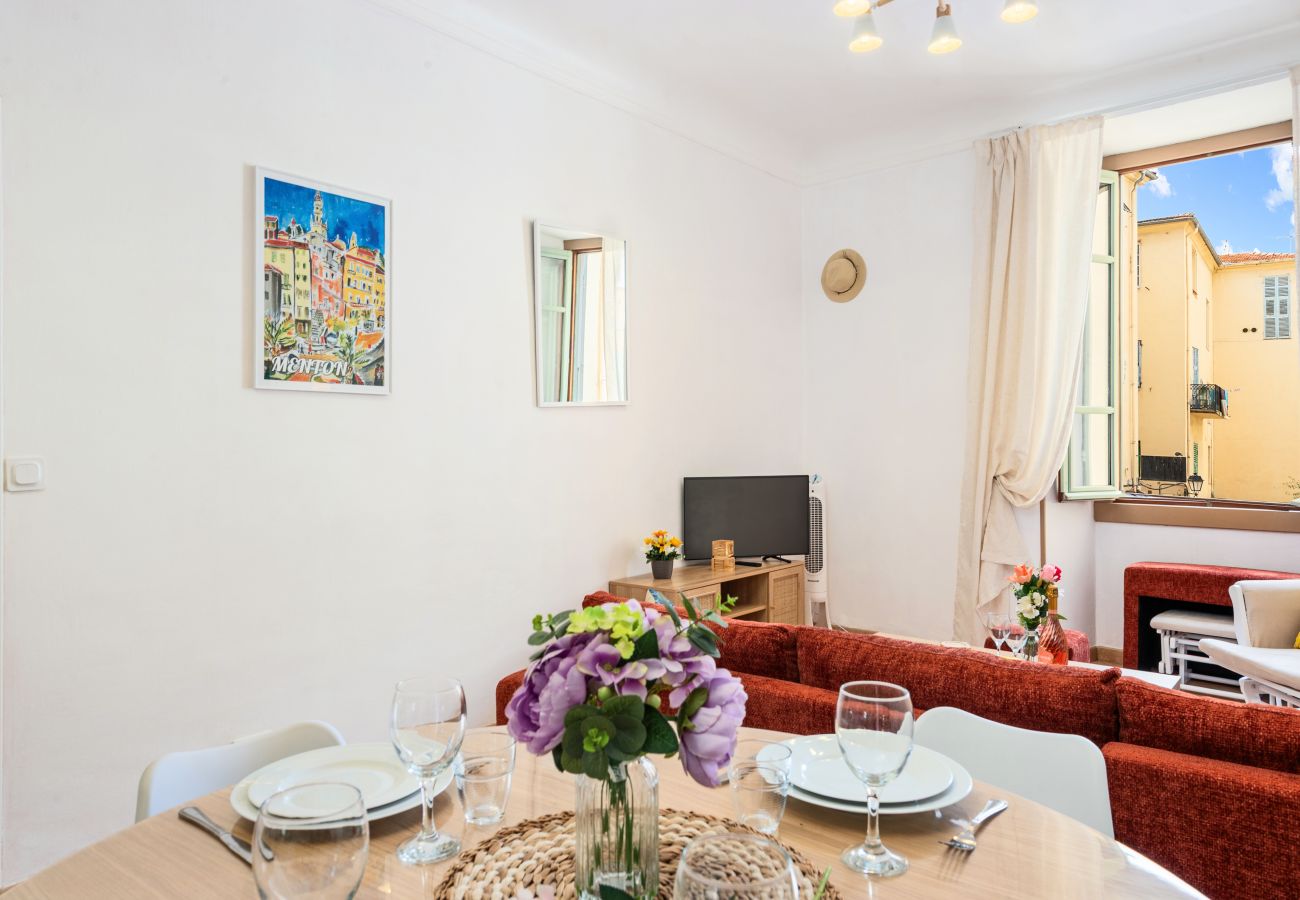 Appartement à Menton - 79-Place du cap