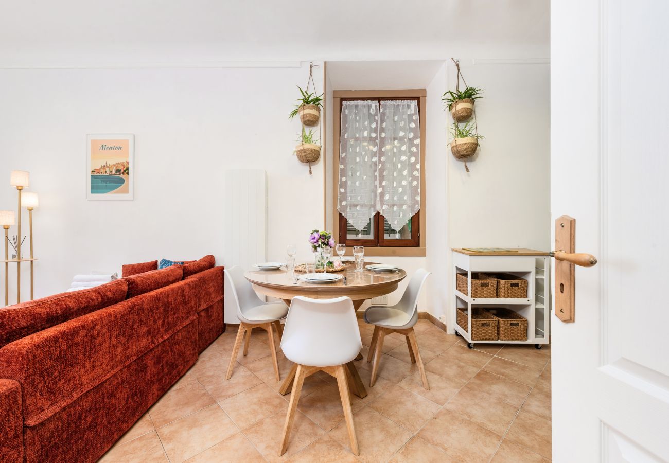 Appartement à Menton - 79-Place du cap