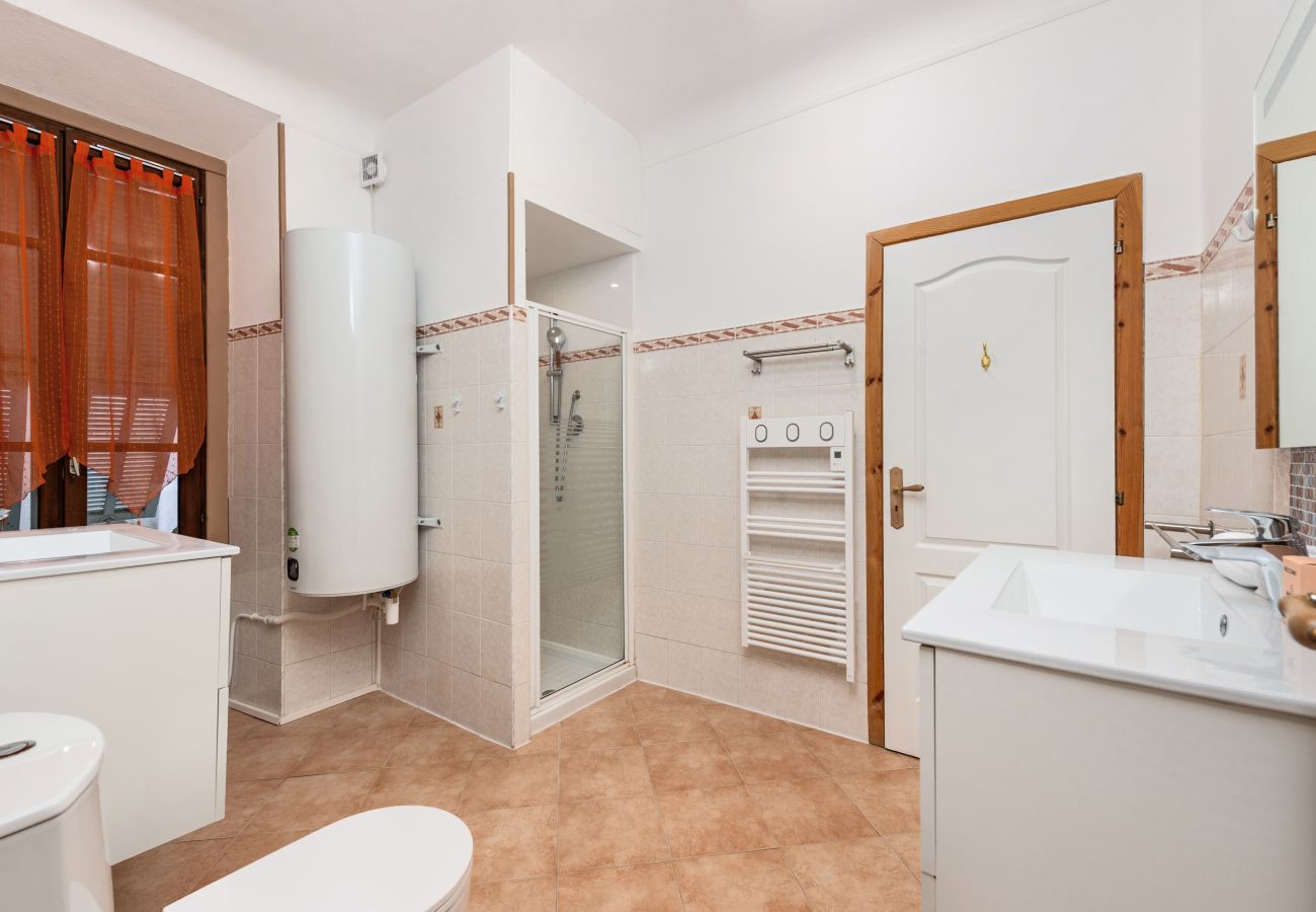 Appartement à Menton - 79-Place du cap