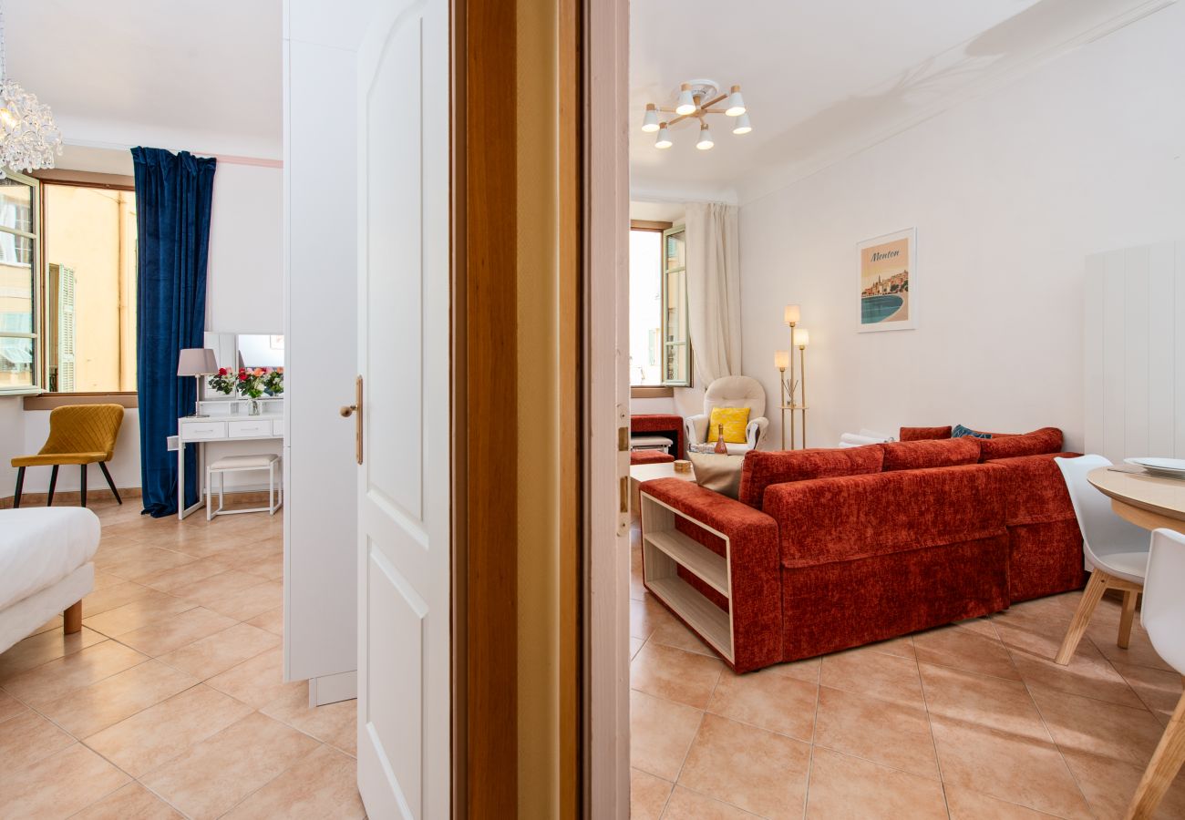 Appartement à Menton - 79-Place du cap