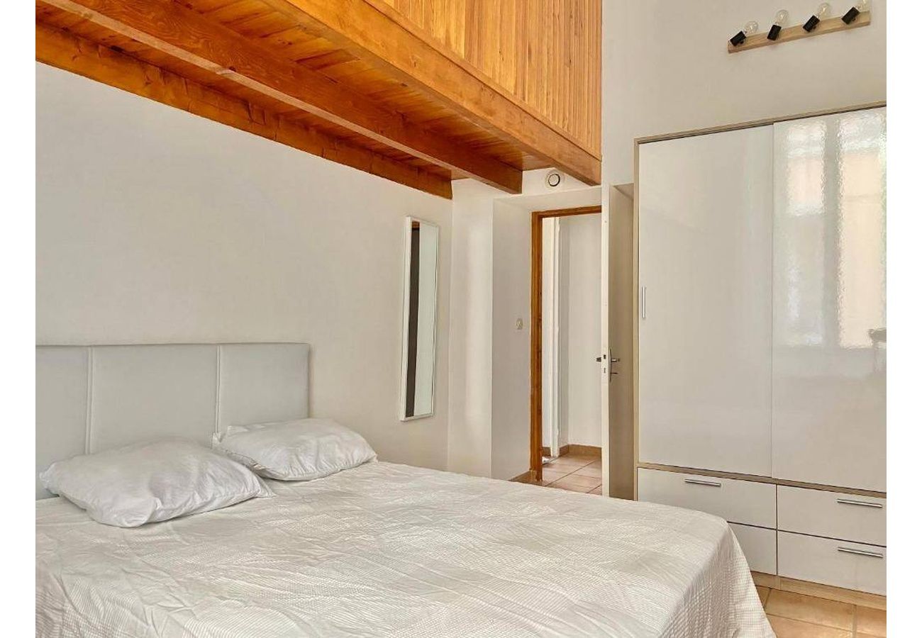 Appartement à Menton - 9-Rue jeanne RDC