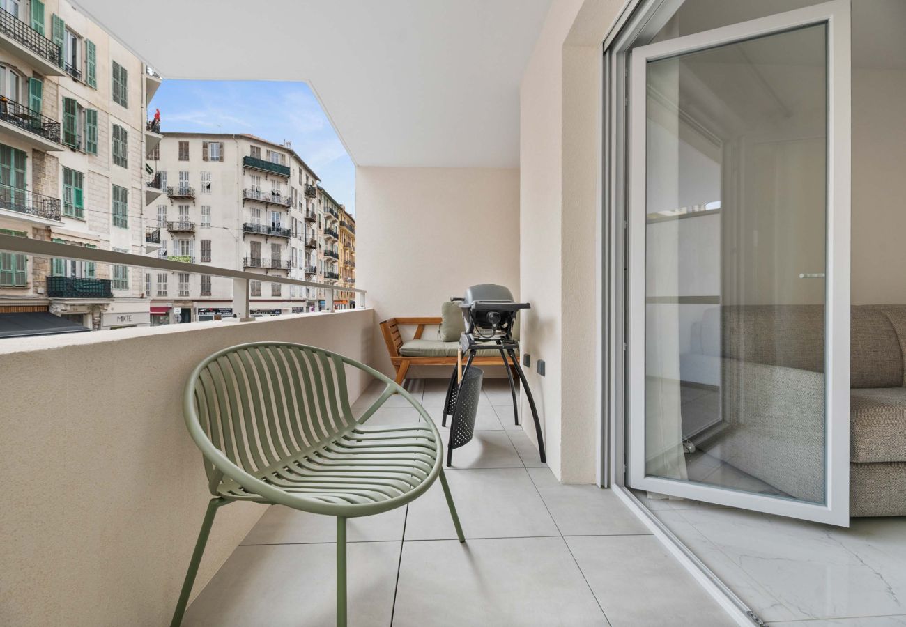 Appartement à Nice - 93-Beaumont Nice