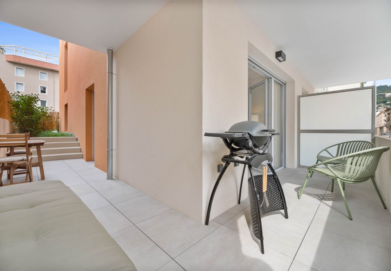 Appartement à Nice - 93-Beaumont Nice