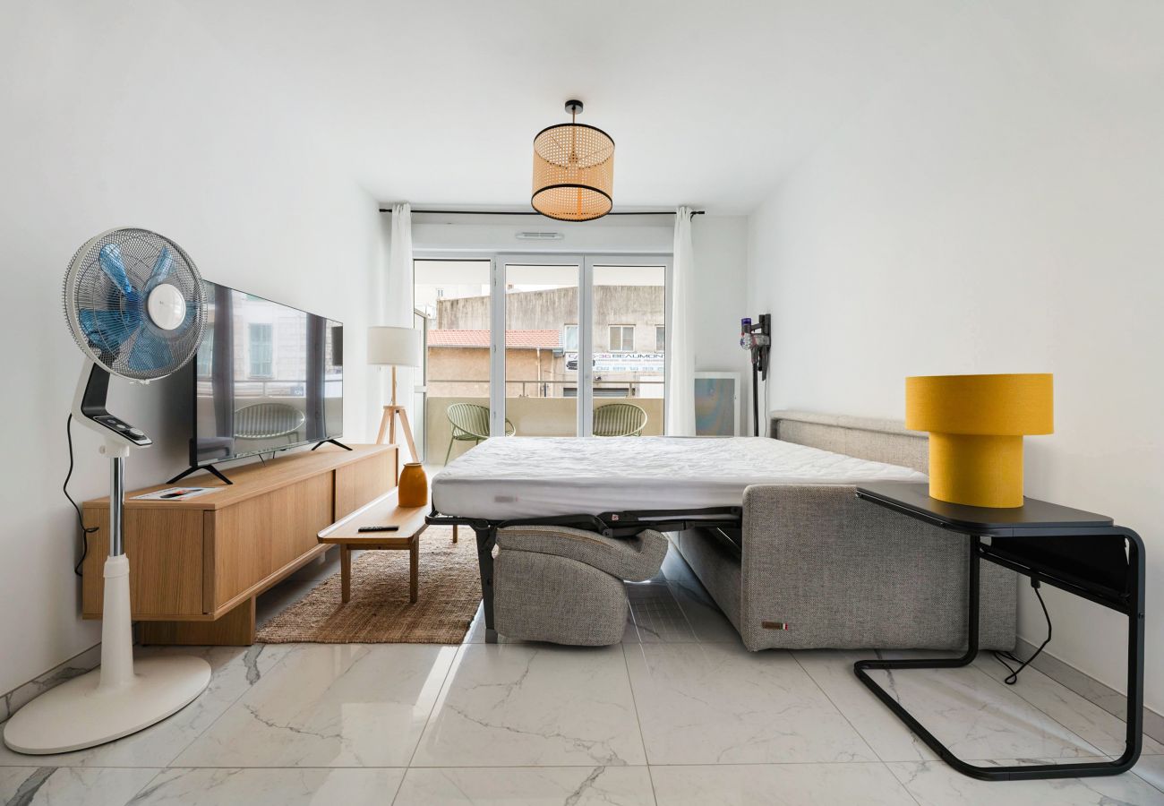 Appartement à Nice - 93-Beaumont Nice