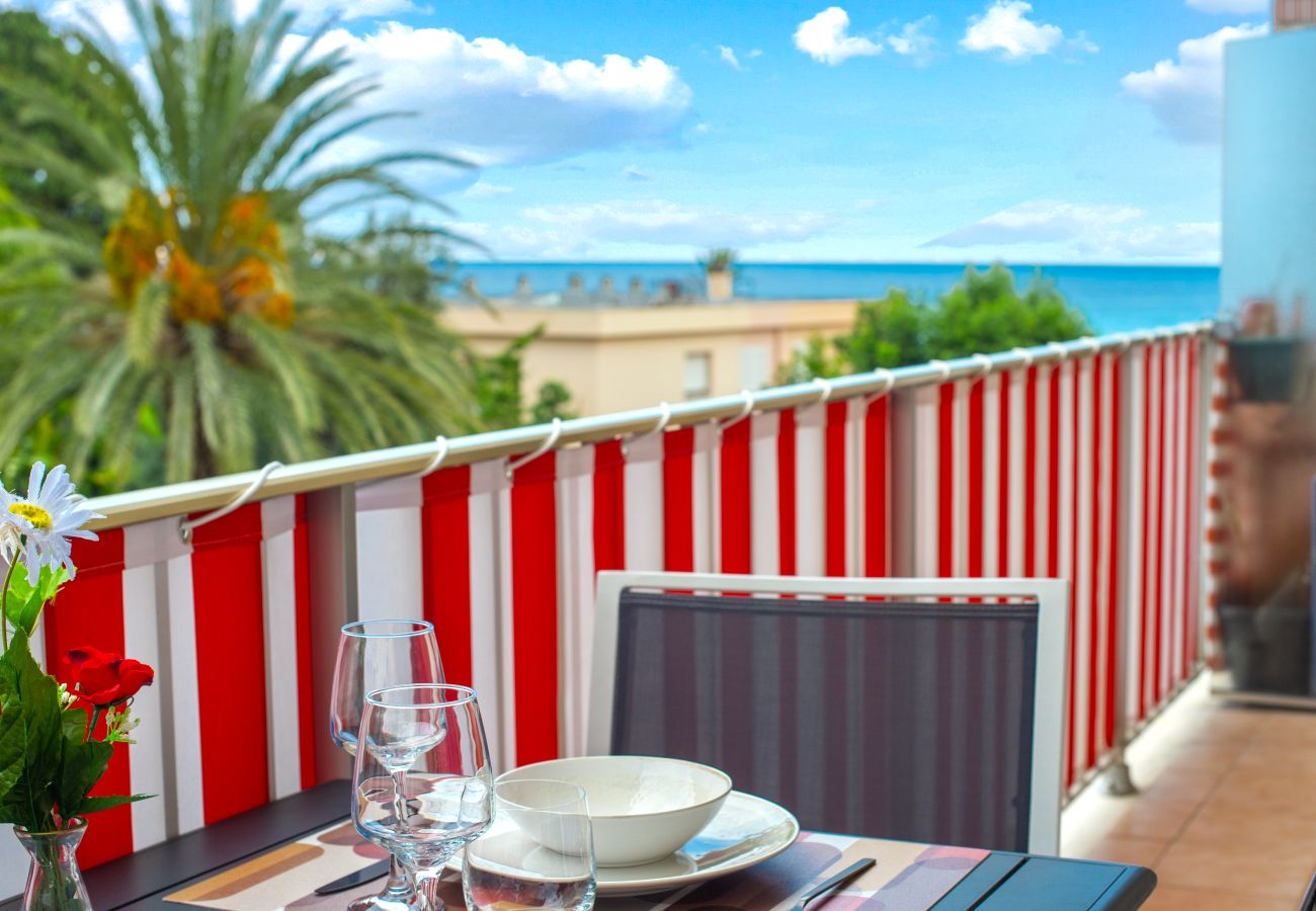 Appartement à Roquebrune-Cap-Martin - 58 - Jardin bord du mer Appartement à Roquebrune-Cap-Martin - 58 - Jardin bord du mer