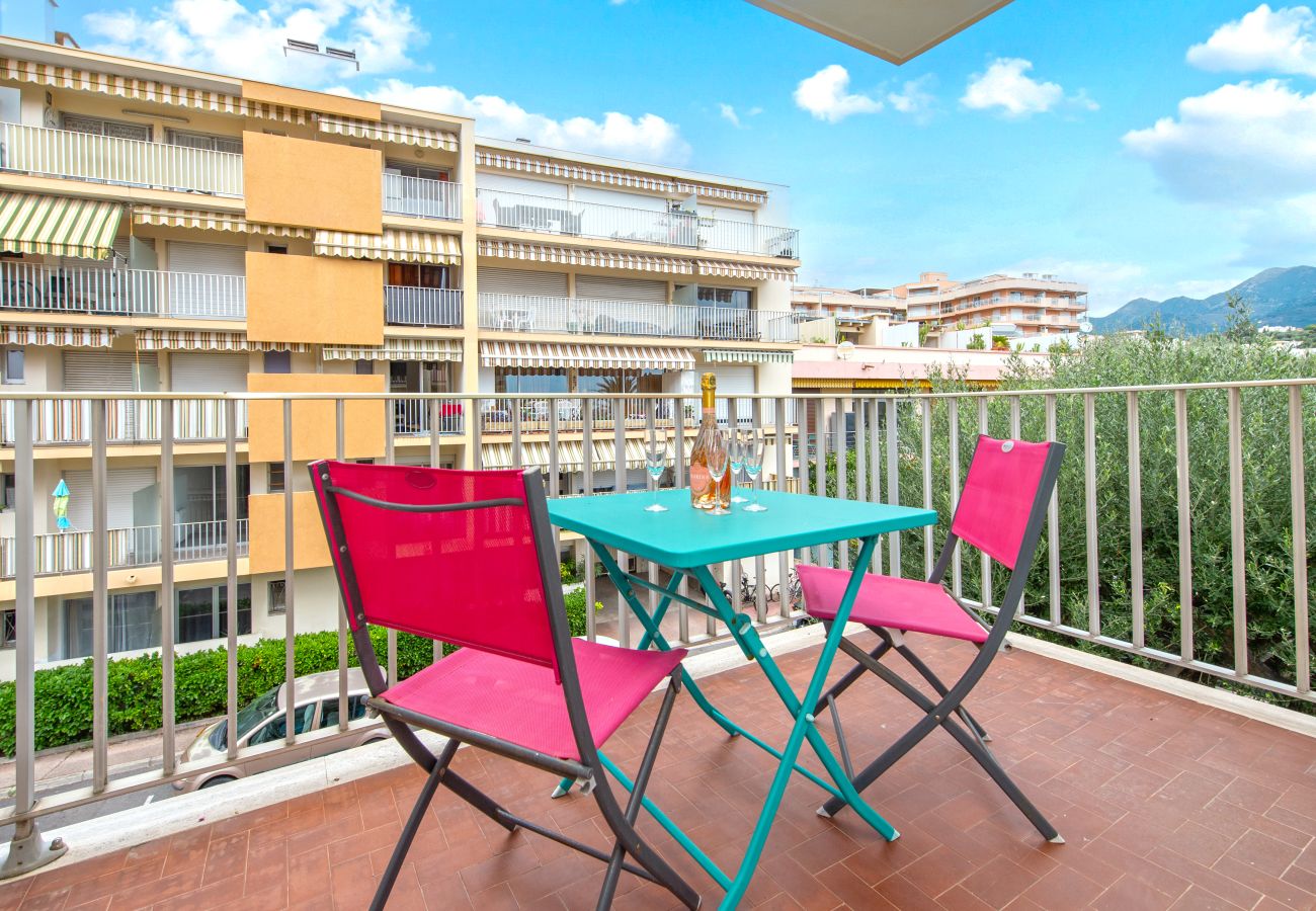 Appartement à Roquebrune-Cap-Martin - 58 - Jardin bord du mer Appartement à Roquebrune-Cap-Martin - 58 - Jardin bord du mer