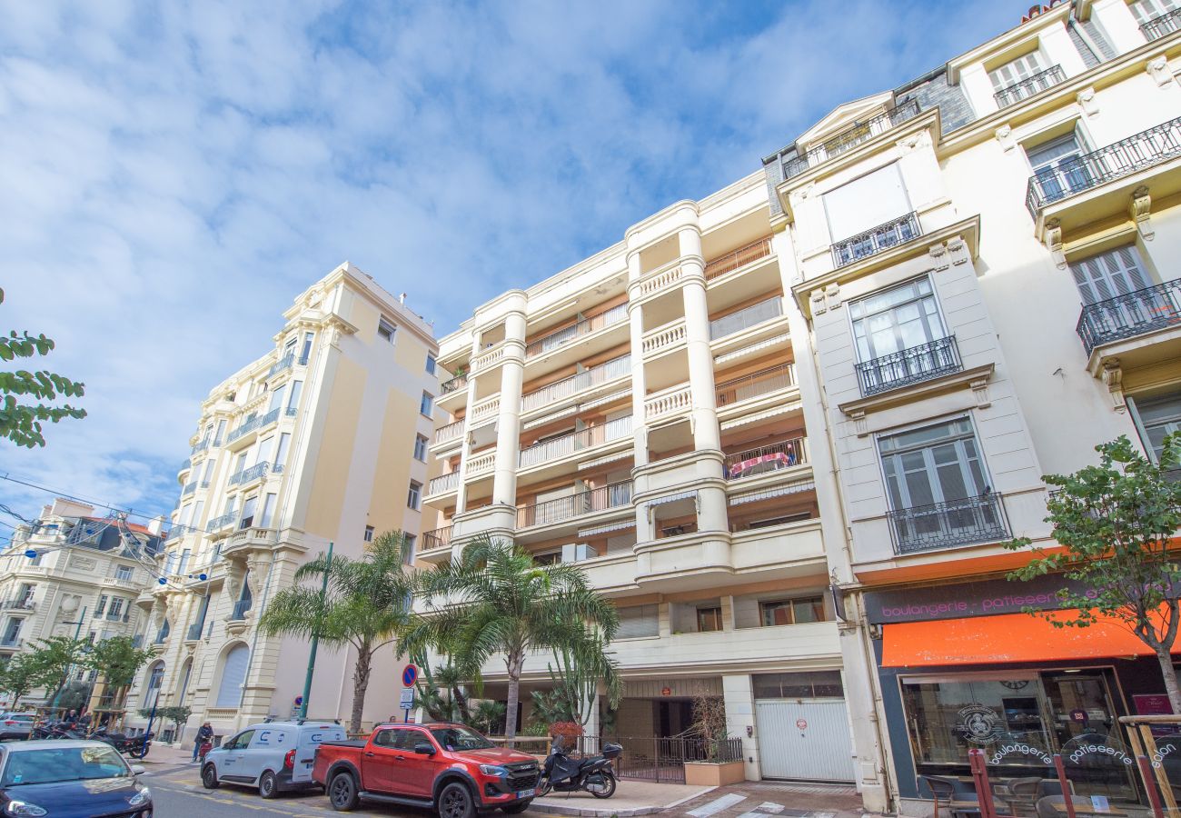 Studio à Menton - 85 - le golf