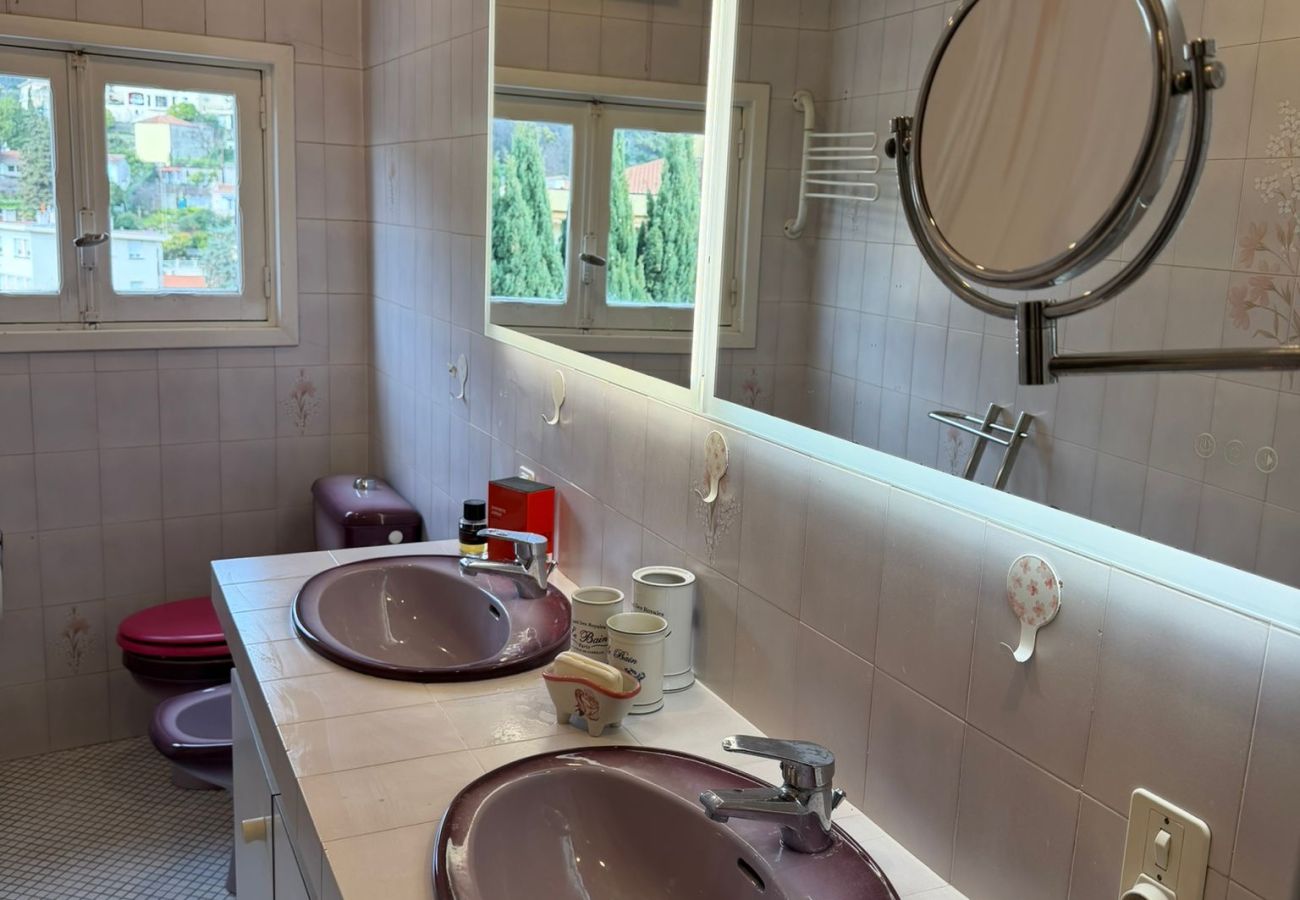 Maison à Menton - 135 - acacias 2