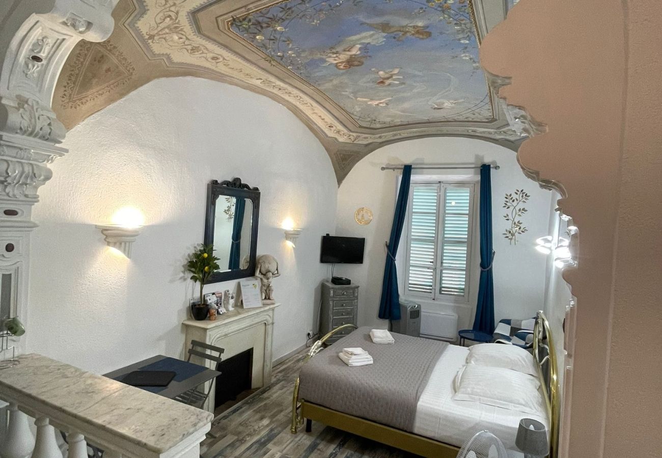 Studio à Menton - 120-Rue des logettes