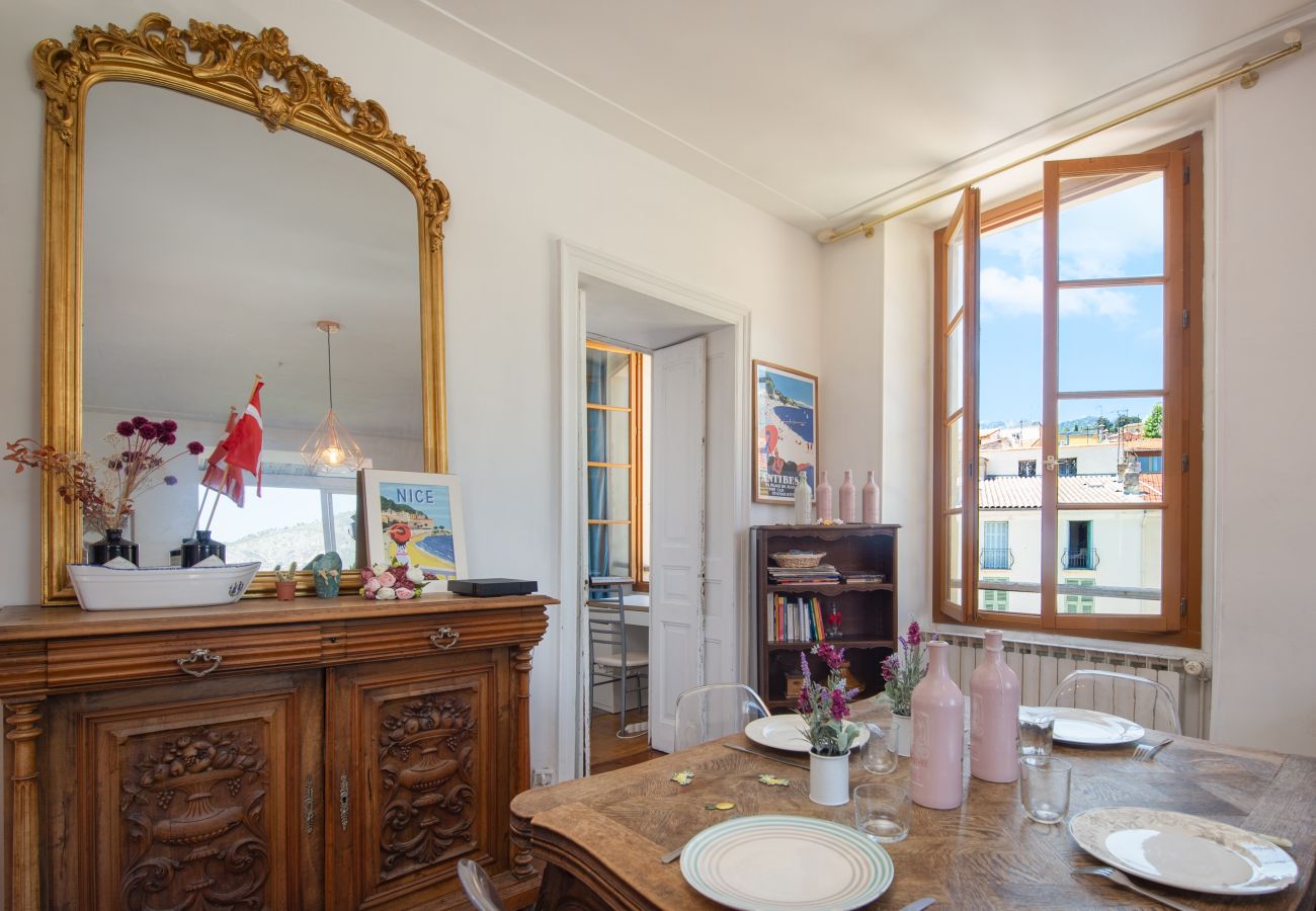 Appartement à Menton - 125 - Place du Cap 2