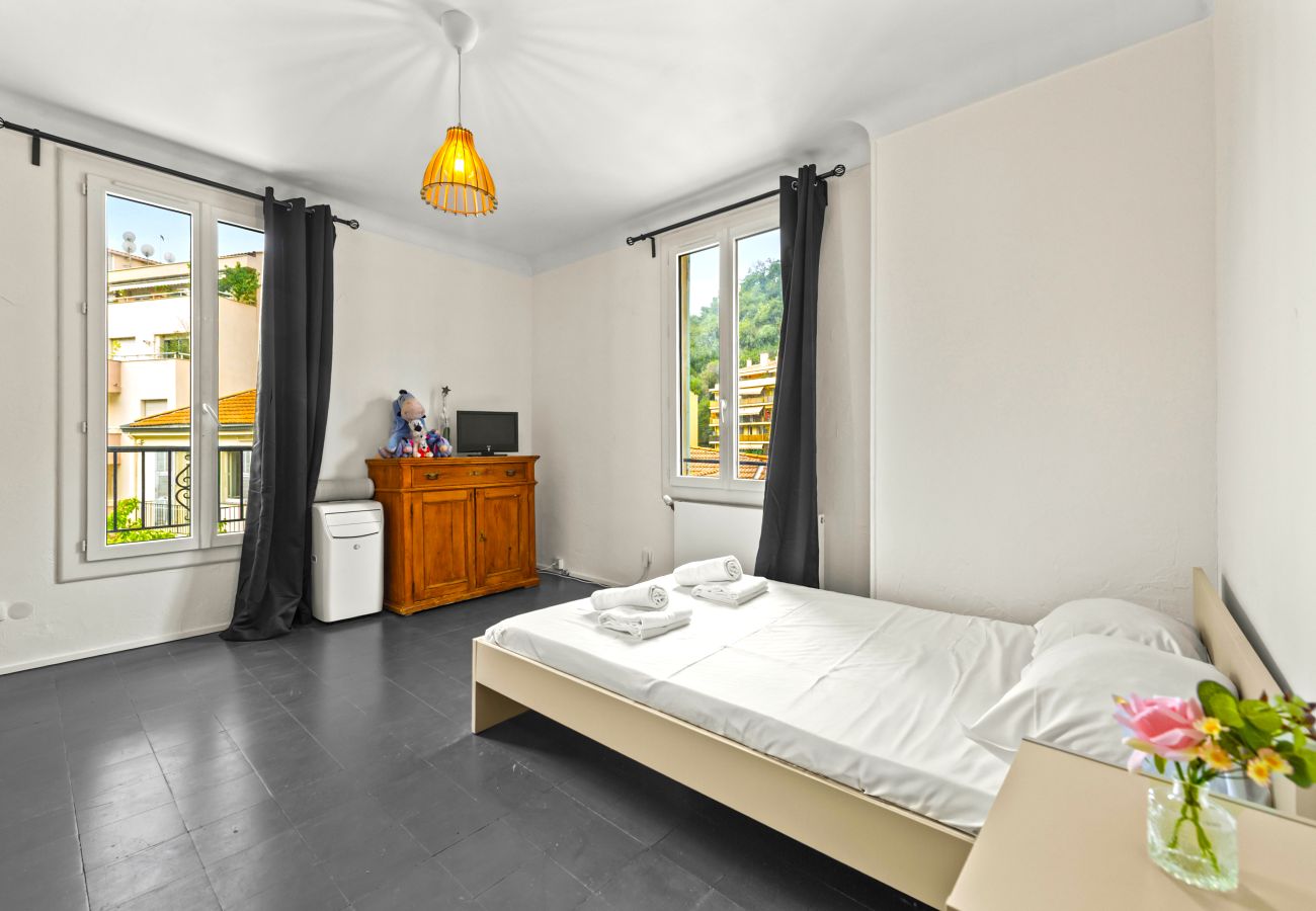 Maison à Menton - 143 - pietra scritta 2